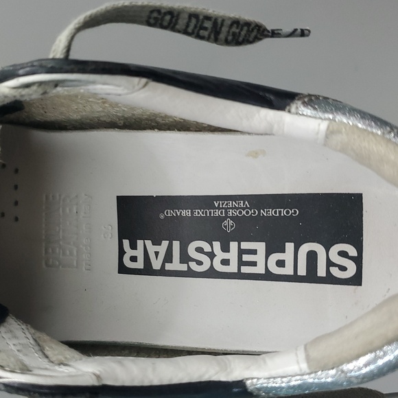 Golden Goose Deluxe Brand Venezia Low Cut Sneakers - Picture 15 of 16